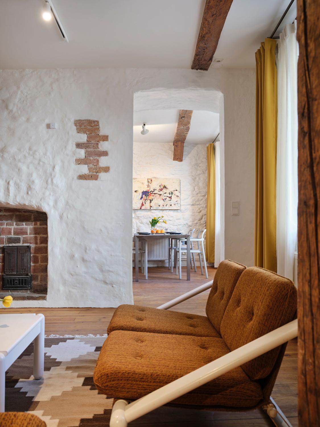Historic Apartment With Private Garden In Old Town Tallinn Extérieur photo